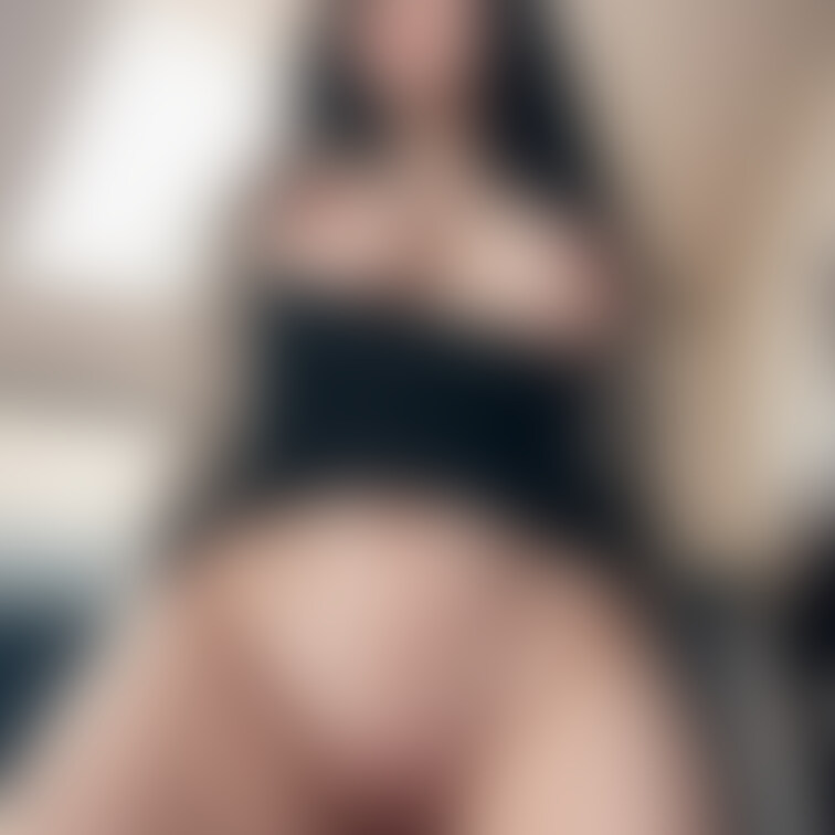 【下からアップで撮影📸🦪】

どんな角度で撮影してるのぉ？☺️💕
丸見えじゃ〜ん🥰🦪