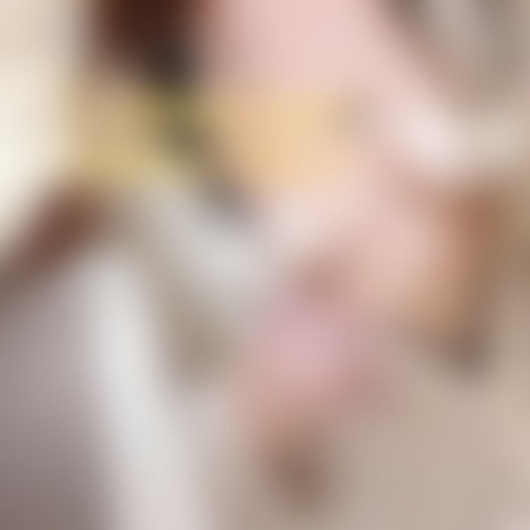 ☺️Smileぷらん☺️
ワンピースの下はノーブラノーパン♡監視カメラに映らないようにちょっとだけおっぱい露出して