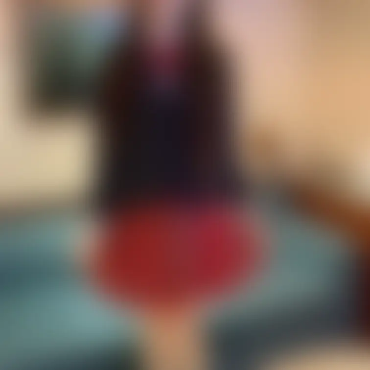 赤チェックスカートの制服風コス