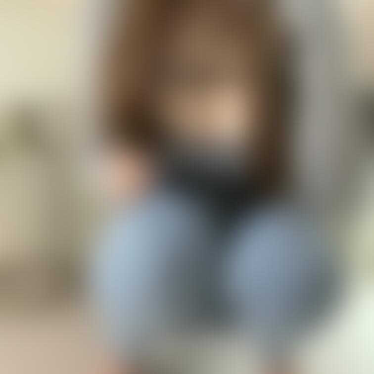 デニムをずらした下着姿、、、💗