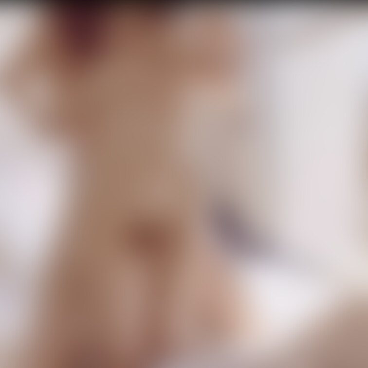 本日の動画内容は、昼間からカーテン開けてえっちした動画です🙈💦

新しい動画も合わせて
更新していくのでよろしくね