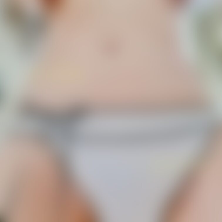 今日は綿パンツ😎

拡大した人〜？
それとも携帯遠ざけて見た人〜？

何か見えた？？🫢

おはよー💕
