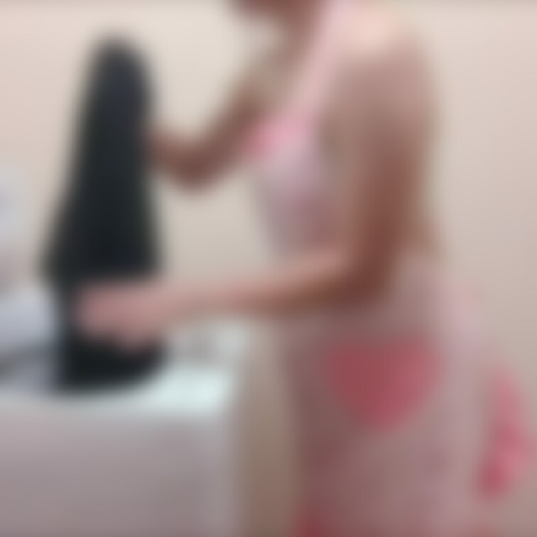 ［ファン限定フル動画］🎁

【素人】家事をしている妻のケツを見ていたらムラムラして洗濯場でSEXしました。
