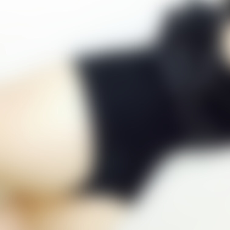 おしりほぼ見えてるこういう下着?みたいなのもどうかな?
さあやのおしりめっちゃもちもちだよ🍑
お尻好きさんもぜひ