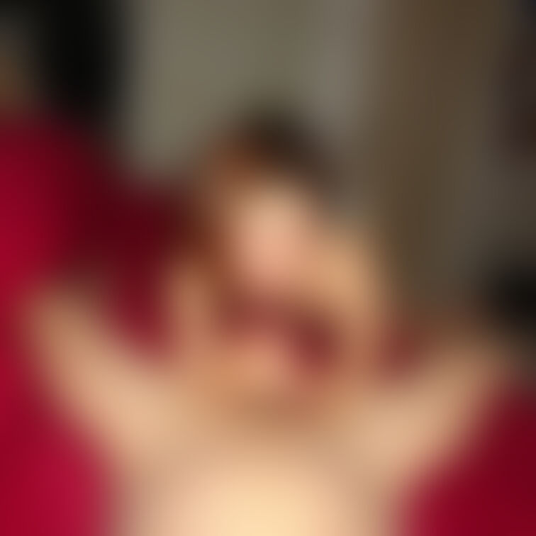 唾液と舌を🍌に絡ませて、糸引くまでベタベタにして、ただただ堪能しました🥰

この表情見てもらえると分かるように、喜び