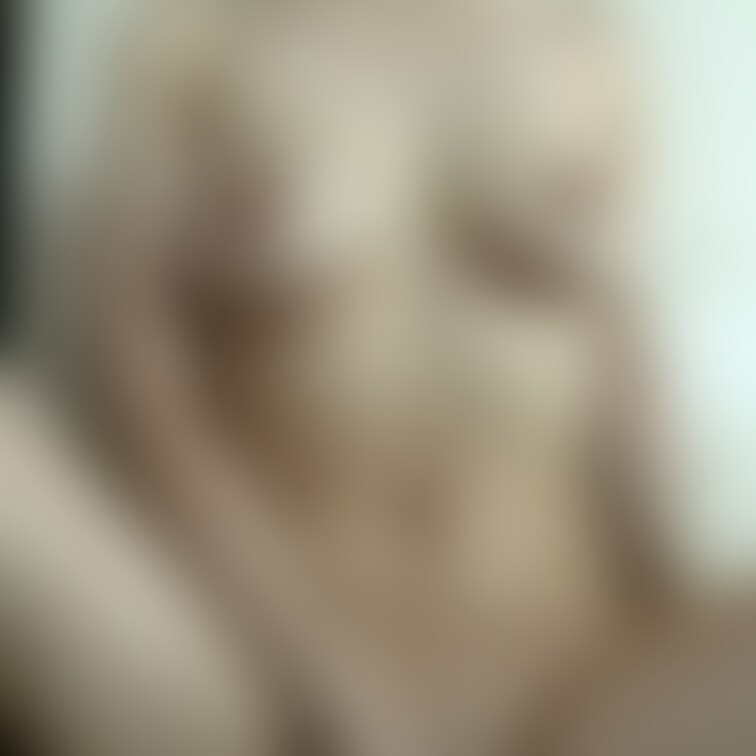 amazonデジタル写真集が出版停止になった時に入れてた写真です🥺💦
明けましておめでとうございます!
今年の初めも