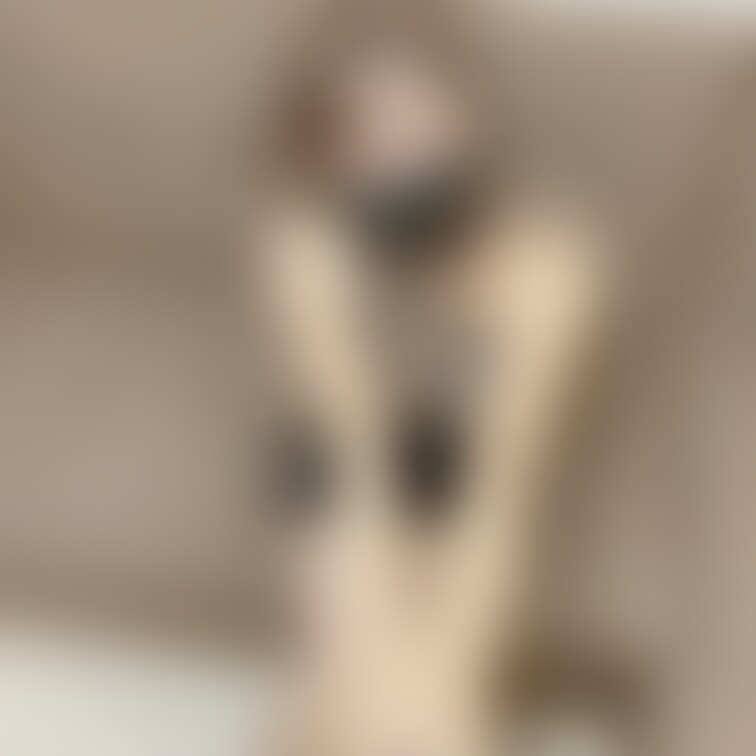 こんばんは🌛
ハメ撮りしたいんだけど
全裸と着衣どっちが良い？🤔
仕事終わってからえちするから
着衣ならキャバド