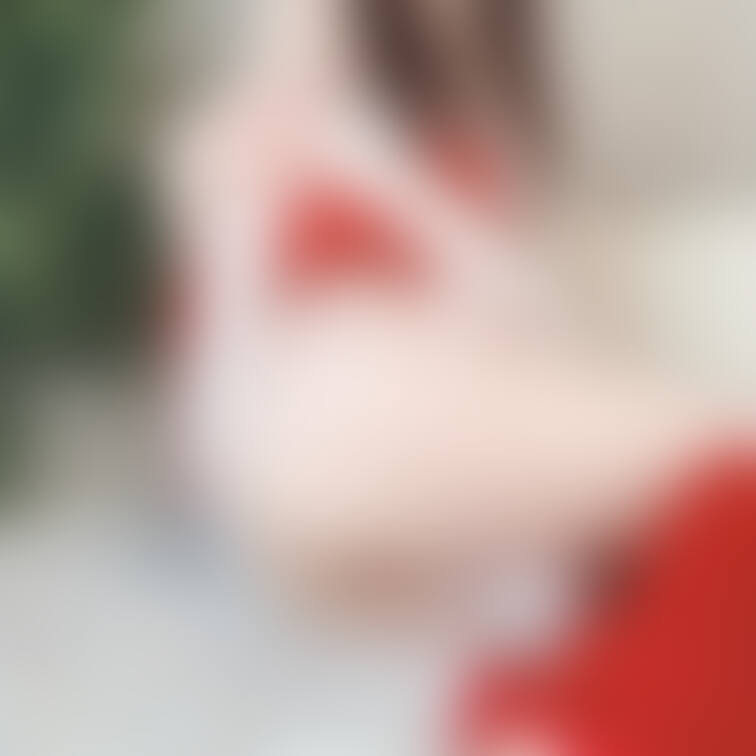 𓏸𓈒  𝙼𝚎𝚛𝚛𝚢 𝙲𝚑𝚛𝚒𝚜𝚝𝚖𝚊𝚜𓍄𓂃𓈒*
ちょっとえっちなサンタさん🎁💕
