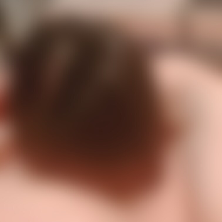 しゃぶりながら乳首責めしました🥰まだ同棲してなくて、ラブホでえっちしてた時のやつです✨最初の頃はフェラもされたことないら