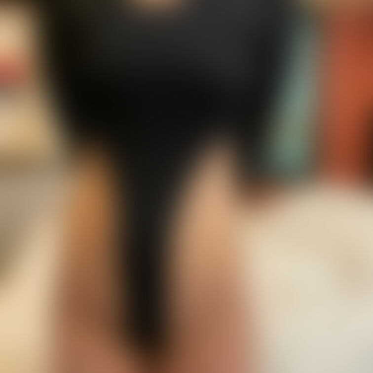 乳首すごい浮いちゃってる笑
今度上はこれだけで外出動画とか撮ろうかな～