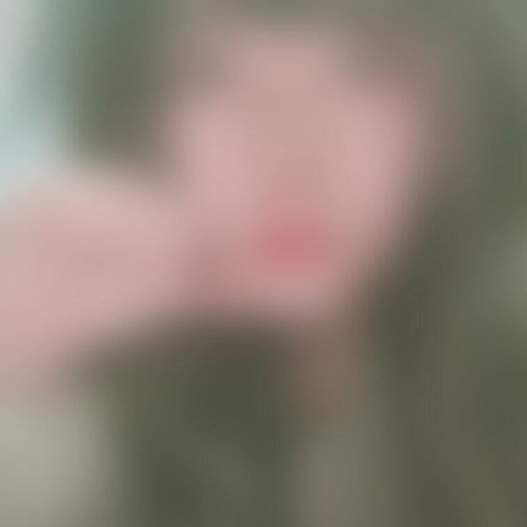 お昼ですねっ
今日はおやすみなので先程起きましたがみなさんはお仕事かな?
癒しになるようなお写真用意してるので待っ