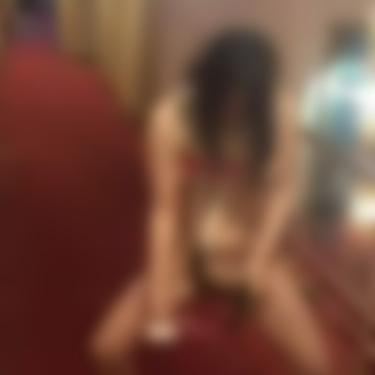 ホテルの廊下で知らない人に見られながら下品オナ
ガニ股腰ヘコちん媚びダンス
アヘオホアクメ