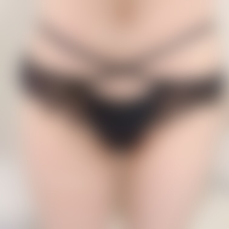 クロス紐×レースパンツ👙
