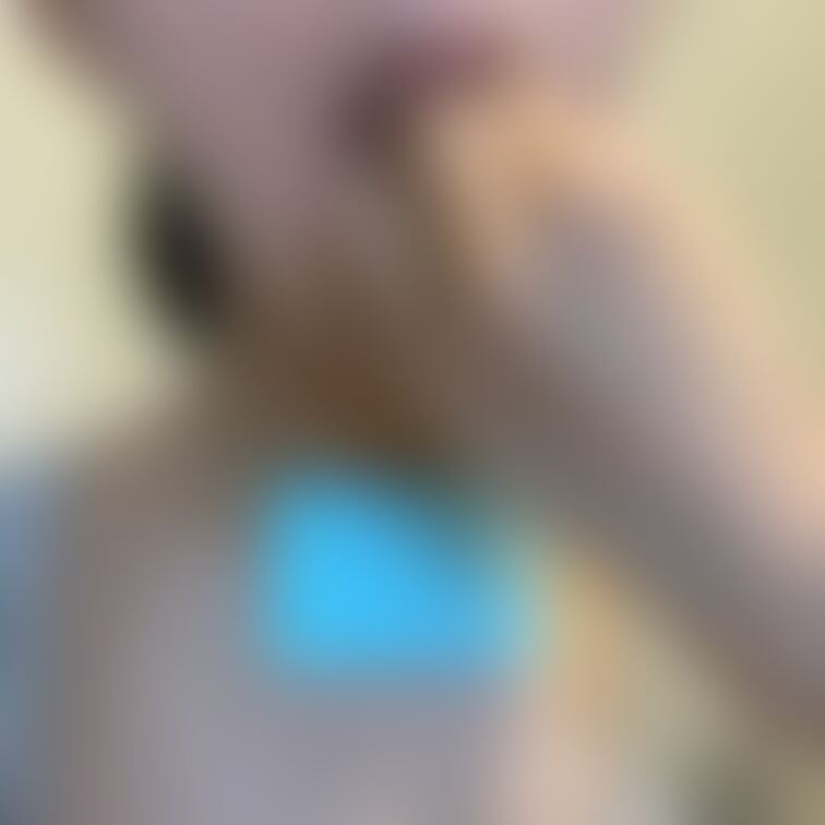 口に手をブッコめって言われて興奮した💦
鼻の周りにお汁が付いちゃってるね💦
エロ写真集に出た時の写真セット❸📸
ち