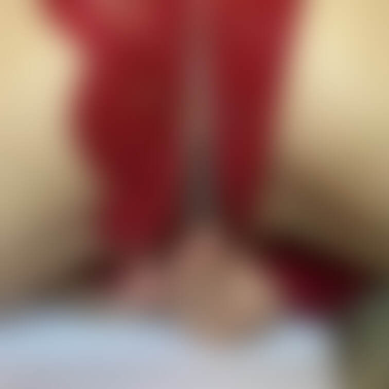 ぷよぷよ、、でしょ、、、
真っ黒で、、、いやらしくって、、、
卑猥な、、びらびらマ◯コ、、でしょ。。。