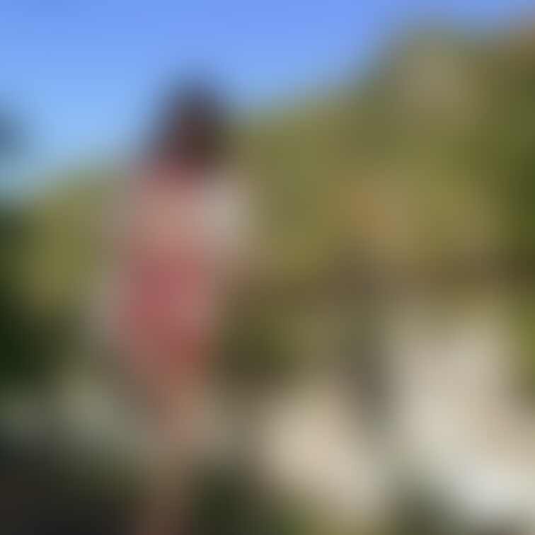 下着は綺麗に紅葉してるんですけどね😅

首輪とリードは公式アンバサダーさせてもらってるLIebeSeeleさんのこち