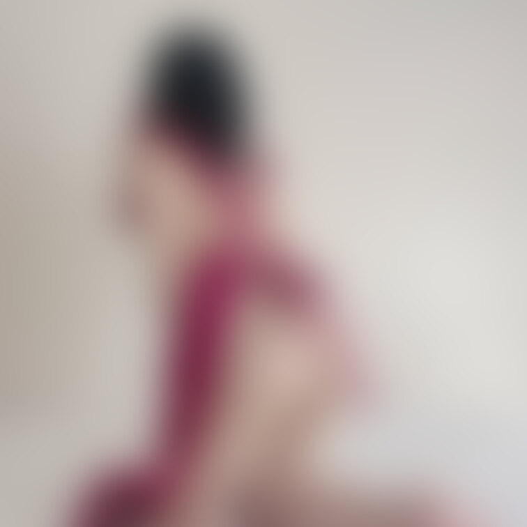 裸エプロンで後ろ姿♪

【みみからのお願い💕】 
えっちだと思ってくれた方は 
写真下の♡印をポチッとしてくれる