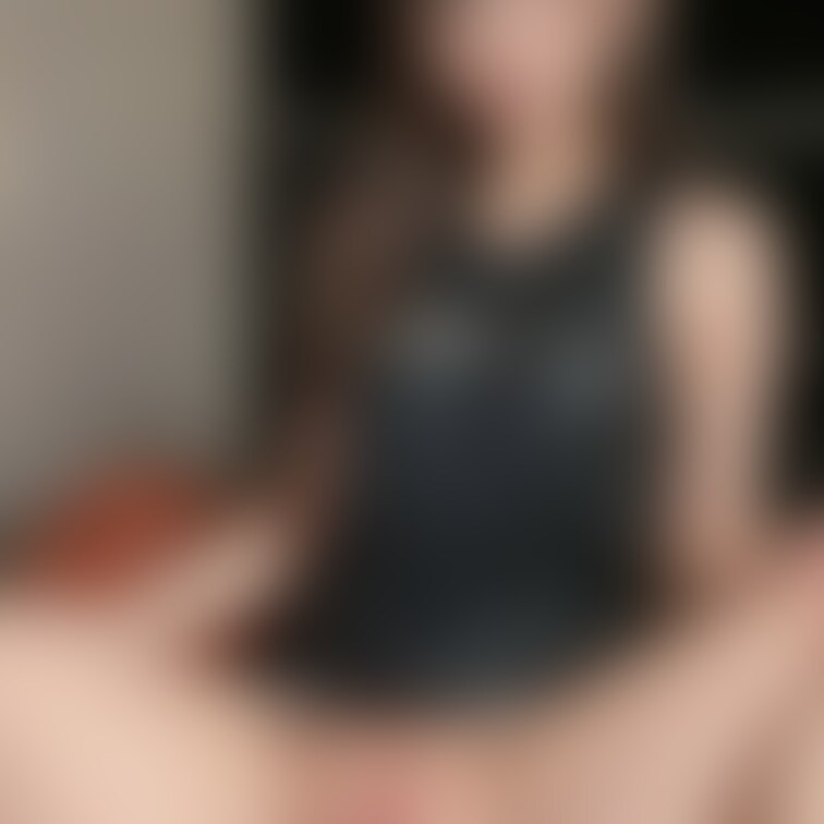 🟧M字開脚　アナル見え　バスケ女子🟧

ご覧いただきありがとうございます❤️
当アカウントは○○○でえっちな美女を