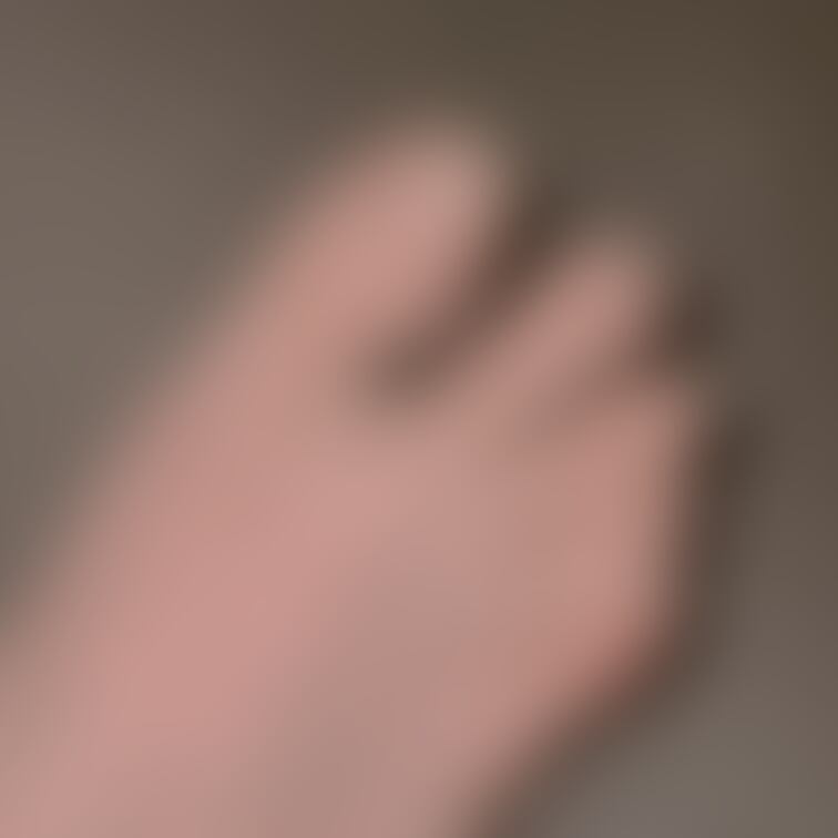 裸足でお外歩いたよ🦶