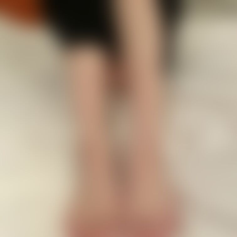 Popular hair removal salon receptionist Nene④

Foot size: 