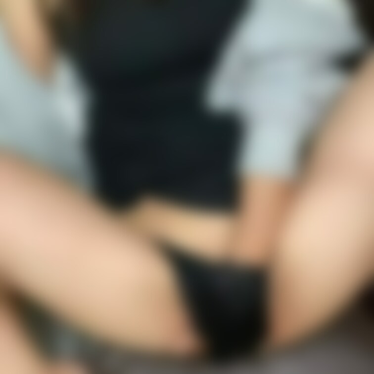 オナニは基本声を我慢してるから
聞かれるの慣れてなくて恥ずかしいです😂💕