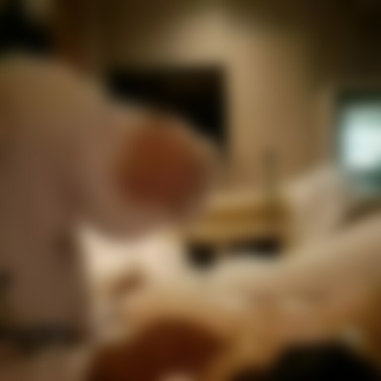 子宮を圧迫しながら手マンすると気持ちいい方ってそこそこいますよね

お腹を押すだけでいけるようにしたいなーと思います