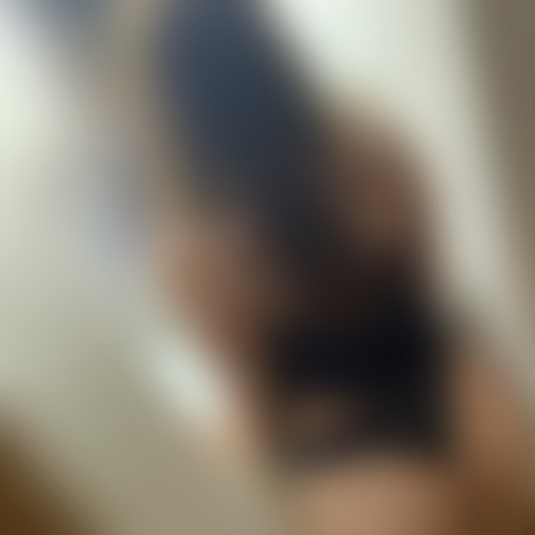 こんばんは♪
載せきれなかった中の1枚っ！
最近は21時になると自動的に瞼が開かなくなって寝てしまう😴

朝のポ