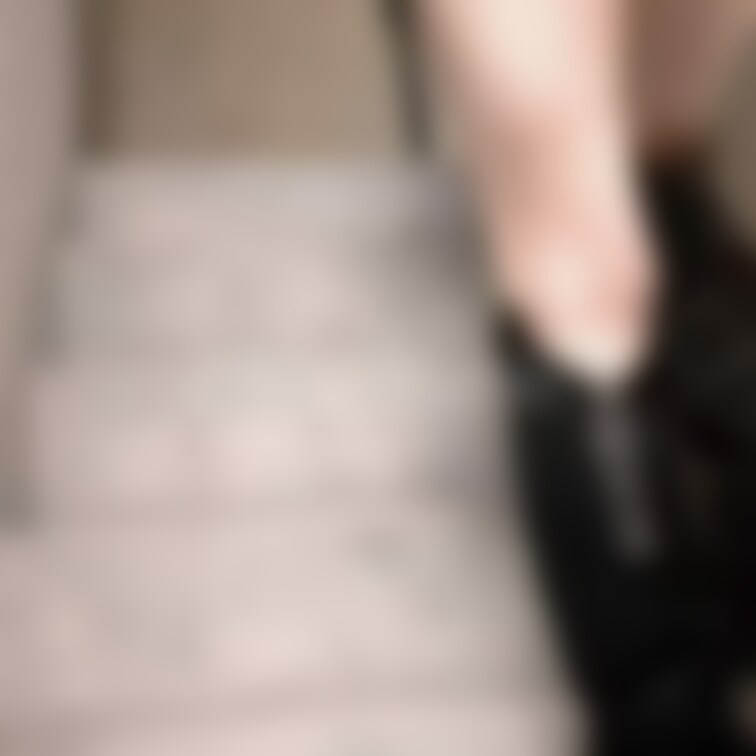 非常階段露出🤍

階段登ってる時はお尻見えてないと思って
スカート捲ってお尻出したんだけど
すでに見えてたのね🍑