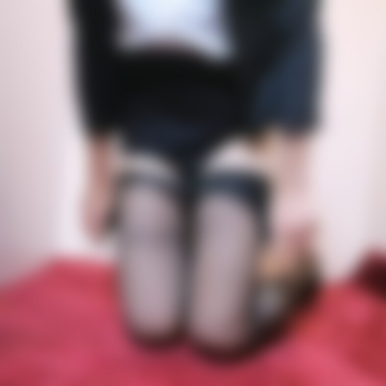 ※お貢ぎプラン限界顔出し版※
絶対ばれてはいけないOLの行動
「ああすっぱい、私がんばった」仕事から帰ってきて自分のスト