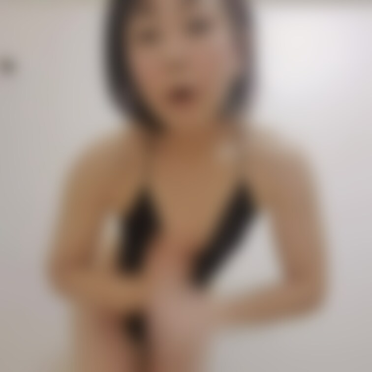 セクシー衣装姿の熟女
ＧＷのオカズになるかな？

