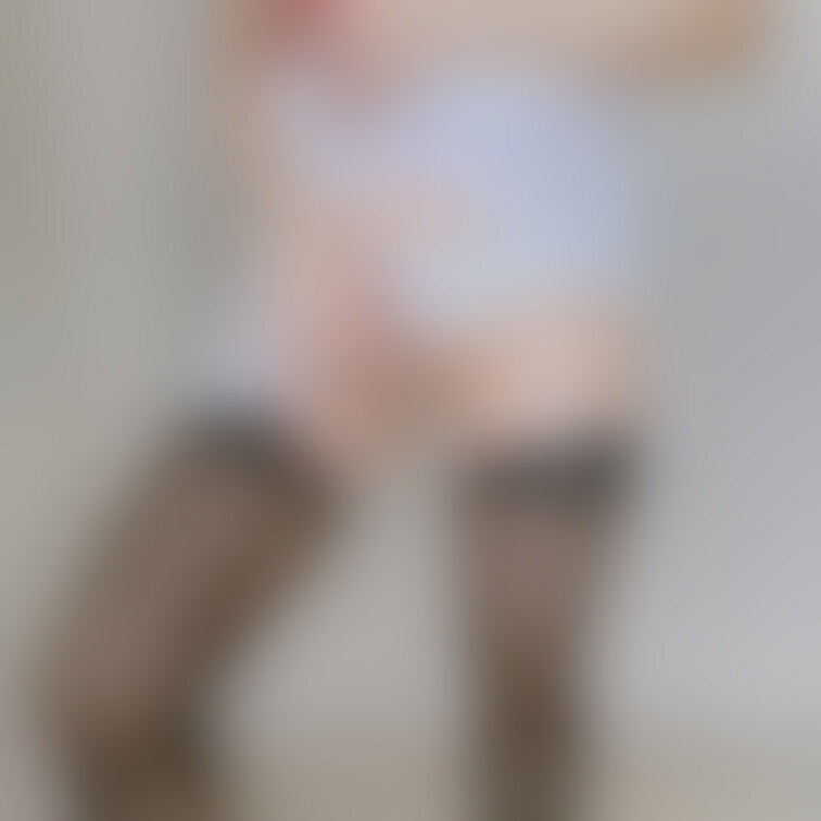 ショーツ捲ったよ（/｡＼) 