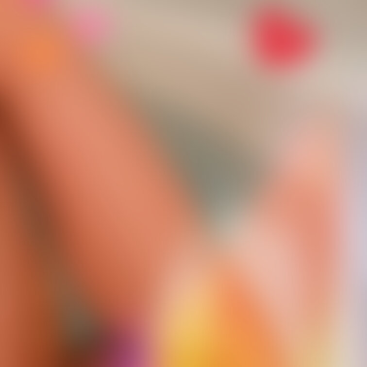 目凝らして👀？見えちゃうよ🙈🙈