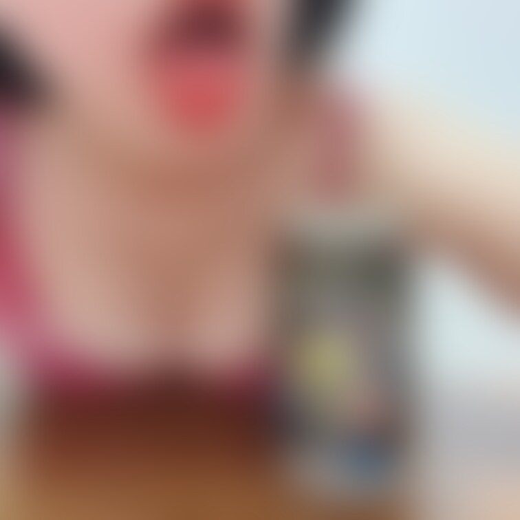 口につっこんで？