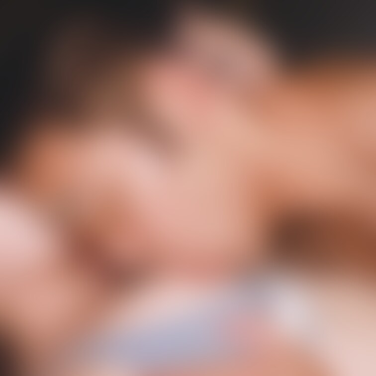 おっぱい舐めてる頭とか、おでこにキスしちゃうの、、私だけかな？
愛しいって気持ちが強くなる🥀💋