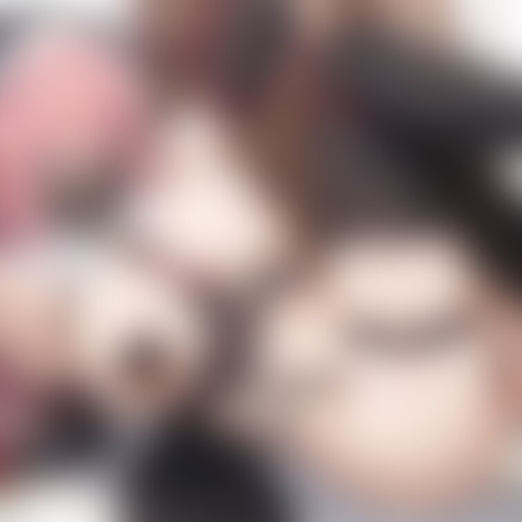 手足○○○束感じている潮