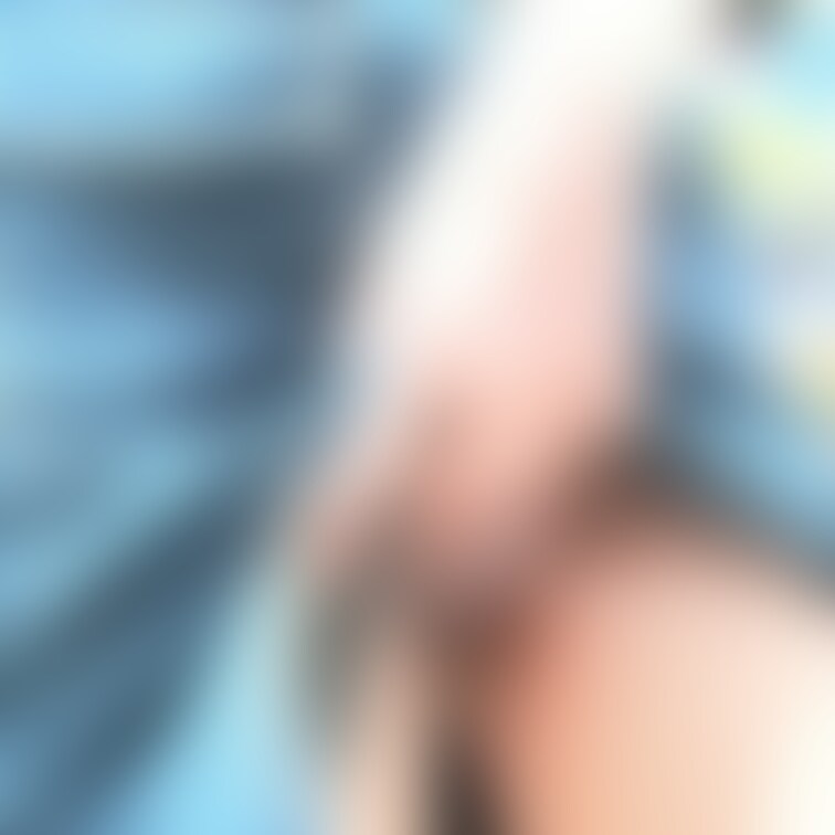 友人と合流までの間、
暇だったのでドンキでプチ露出してました(*μ_μ)
もちろんちゃんとノーパンです👙
すぐ濡れ