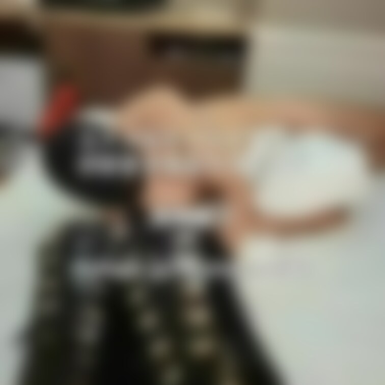 エナメルサイハイブーツが好きすぎるマゾ