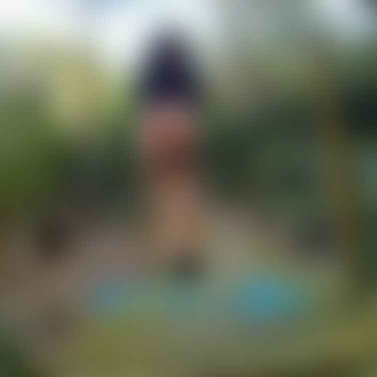 過去の削除写真の再投稿です。(2023年3月投稿)
素敵な公園で💕②