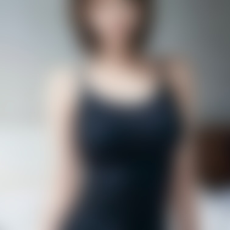 🟧乳首ぽっち　巨乳美女　キャミソール🟧

ご覧いただきありがとうございます❤️
当アカウントは○○○でえっちな美女
