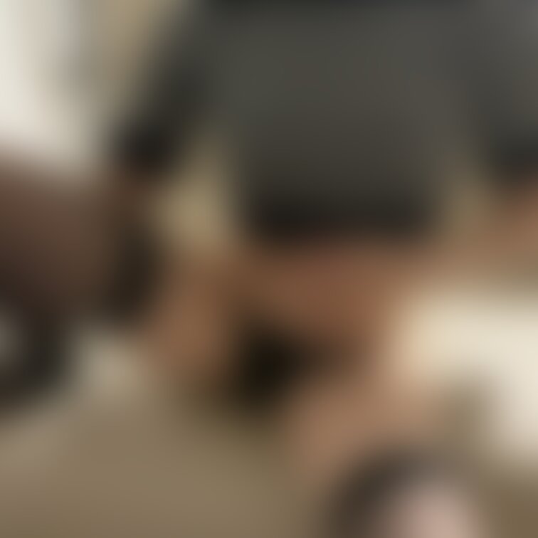 この後、バックでハメ撮りされちゃう女です🫶