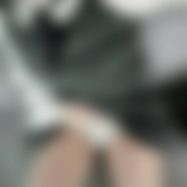 タクシーでおぱんつ報告🧸𖤐⡱

運転手さんにバレてないかな…
