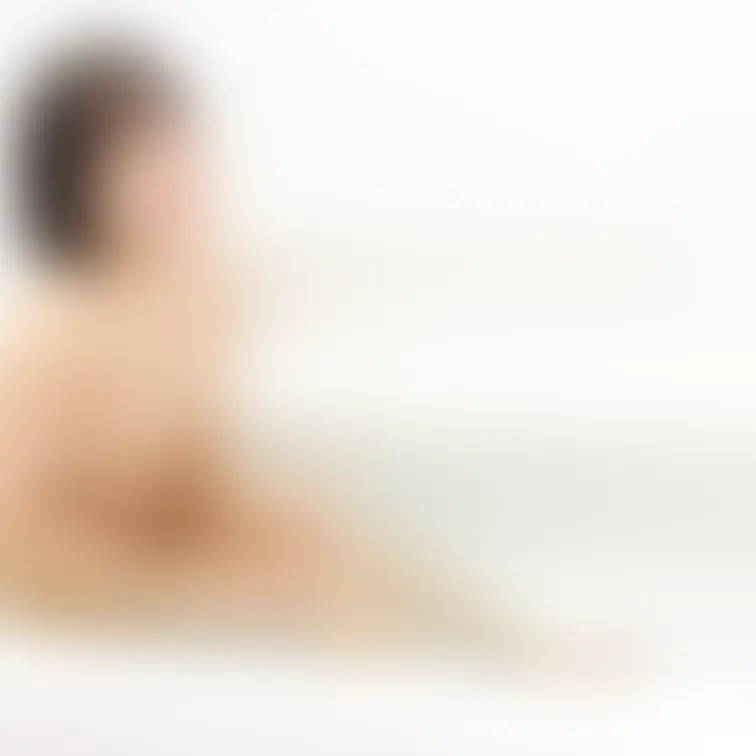 りんのお風呂での笑顔ショット。撮影中は真剣な表情を見せることもありますが、お風呂ではリラックスしてる姿も。すごく真面目な