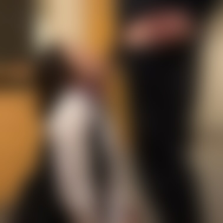普段、口で御奉仕する時
恥ずかしくて、主の顔を見る事は
ほぼないんですよね

この時は何故か
主を見上げていま