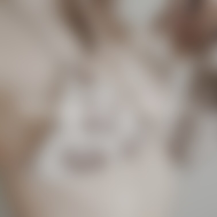 ぜんぶもこもこふわふわで、お袖もついてるしフードもついてて意外とあったかいんだよ😚
