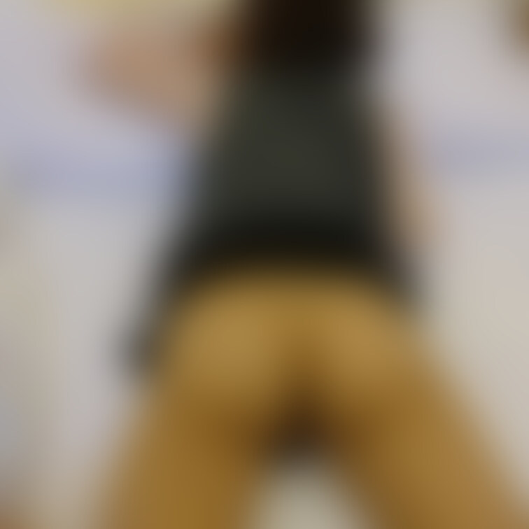 いつもより激しいバックにぐったり…