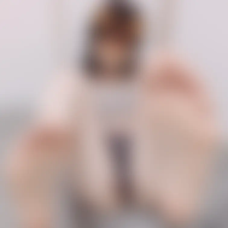 あしみせ＆胸むにパンツくいこませ＆ちくび透けパンツずらし🌟

今週もお疲れ様🦊💛