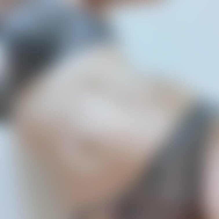 お気に入りの新入り下着でわんわん🐶💞

