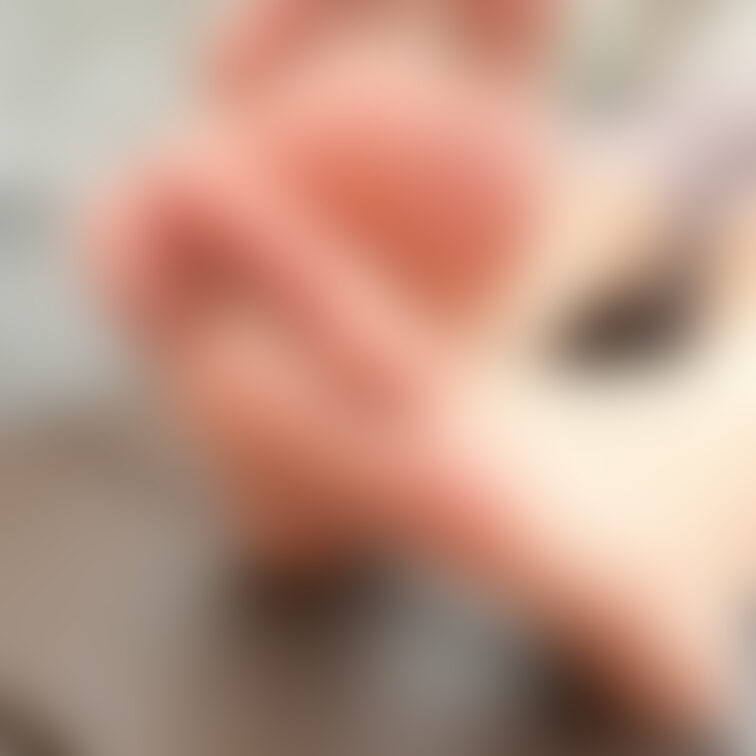 おいしそうな足指見せてあげる