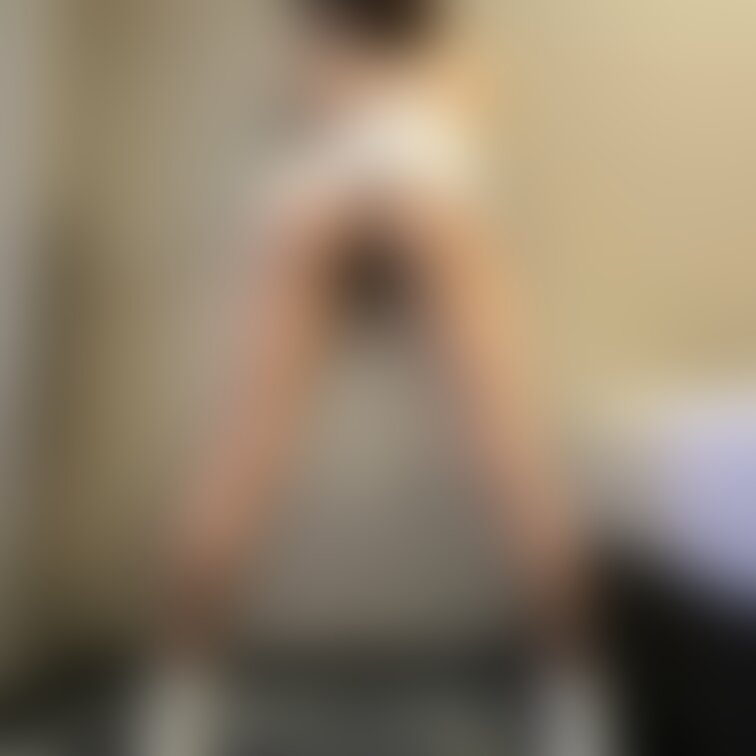 こんなふうにぃ、、したらぁ、、
丸見え、、じゃないのぉ。。。