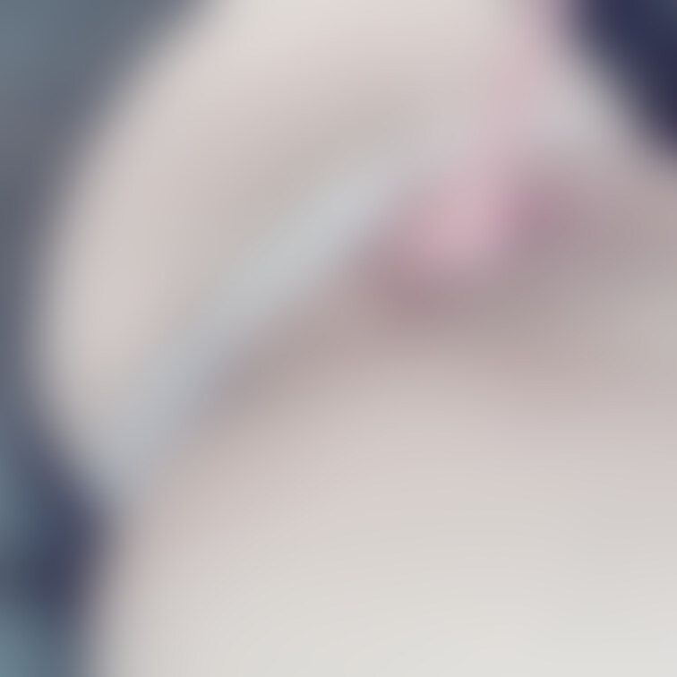 この体勢めちゃ恥ずかしいけど気持ちぃ///♡
